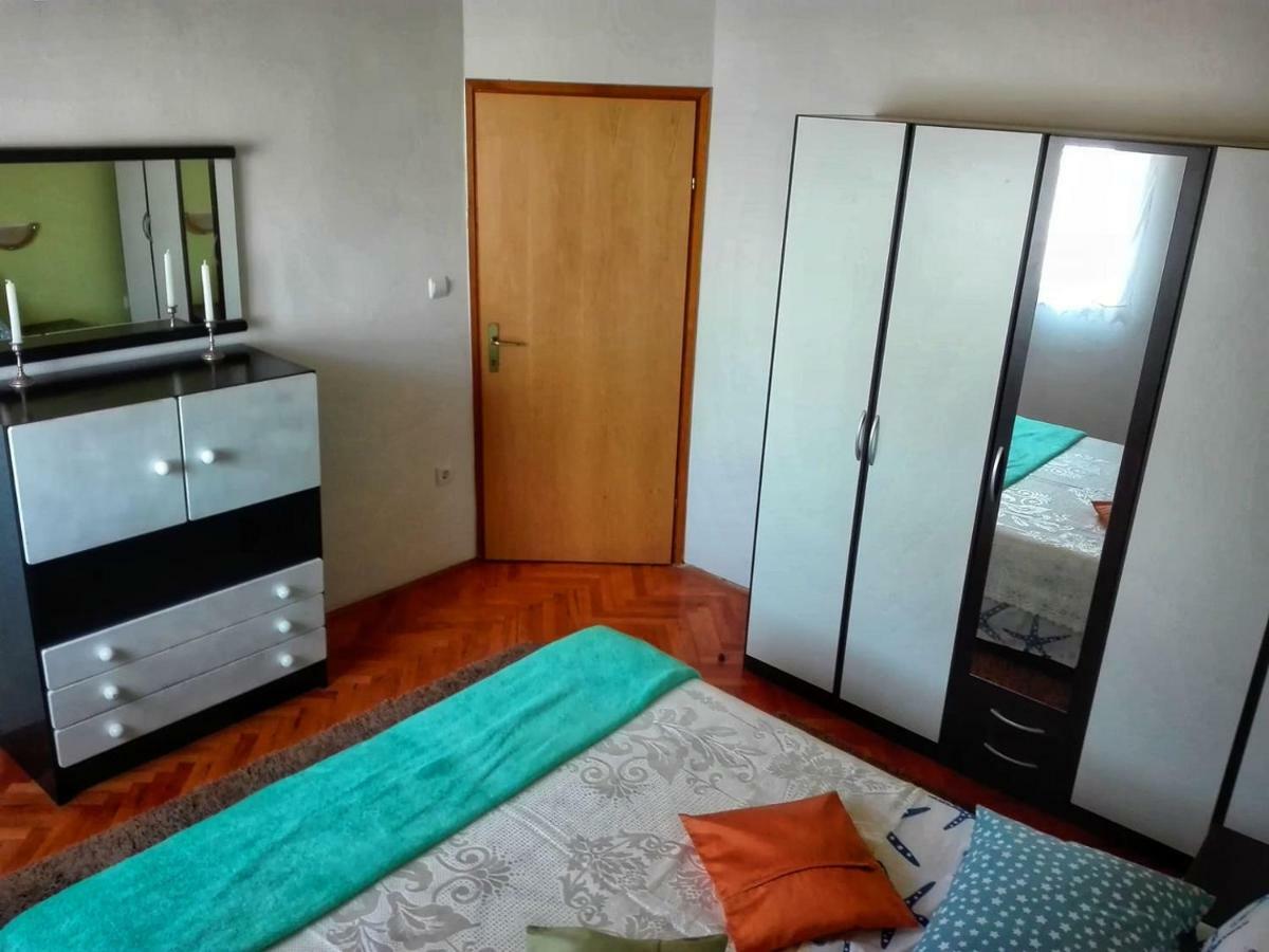 Apartment Ticic Povljana Εξωτερικό φωτογραφία